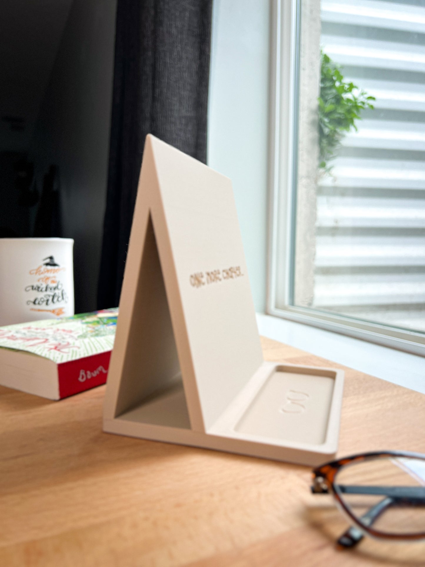 The Tabletop Bookstand: Glasses