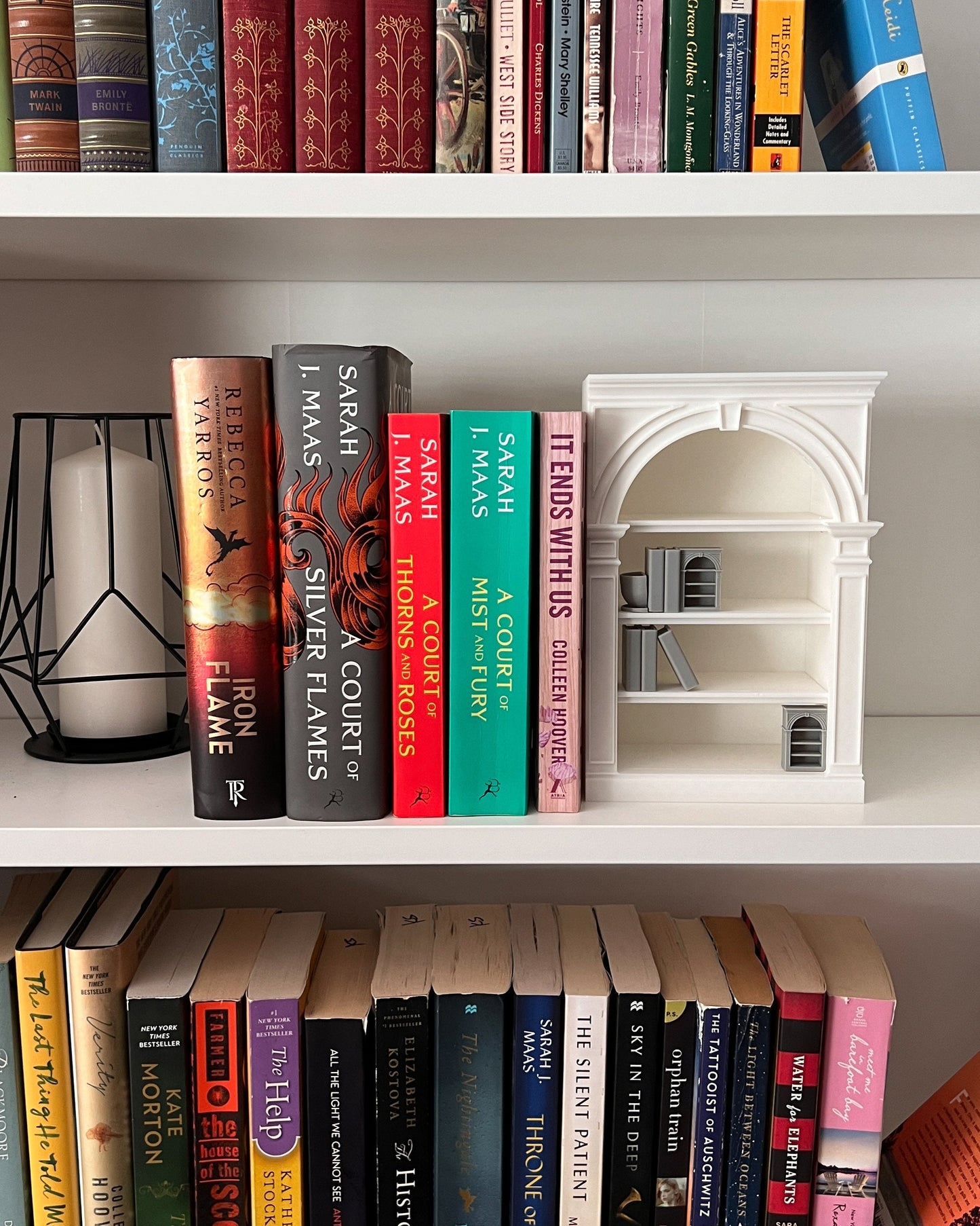 8.5" Elegant Bookshelf Bookend