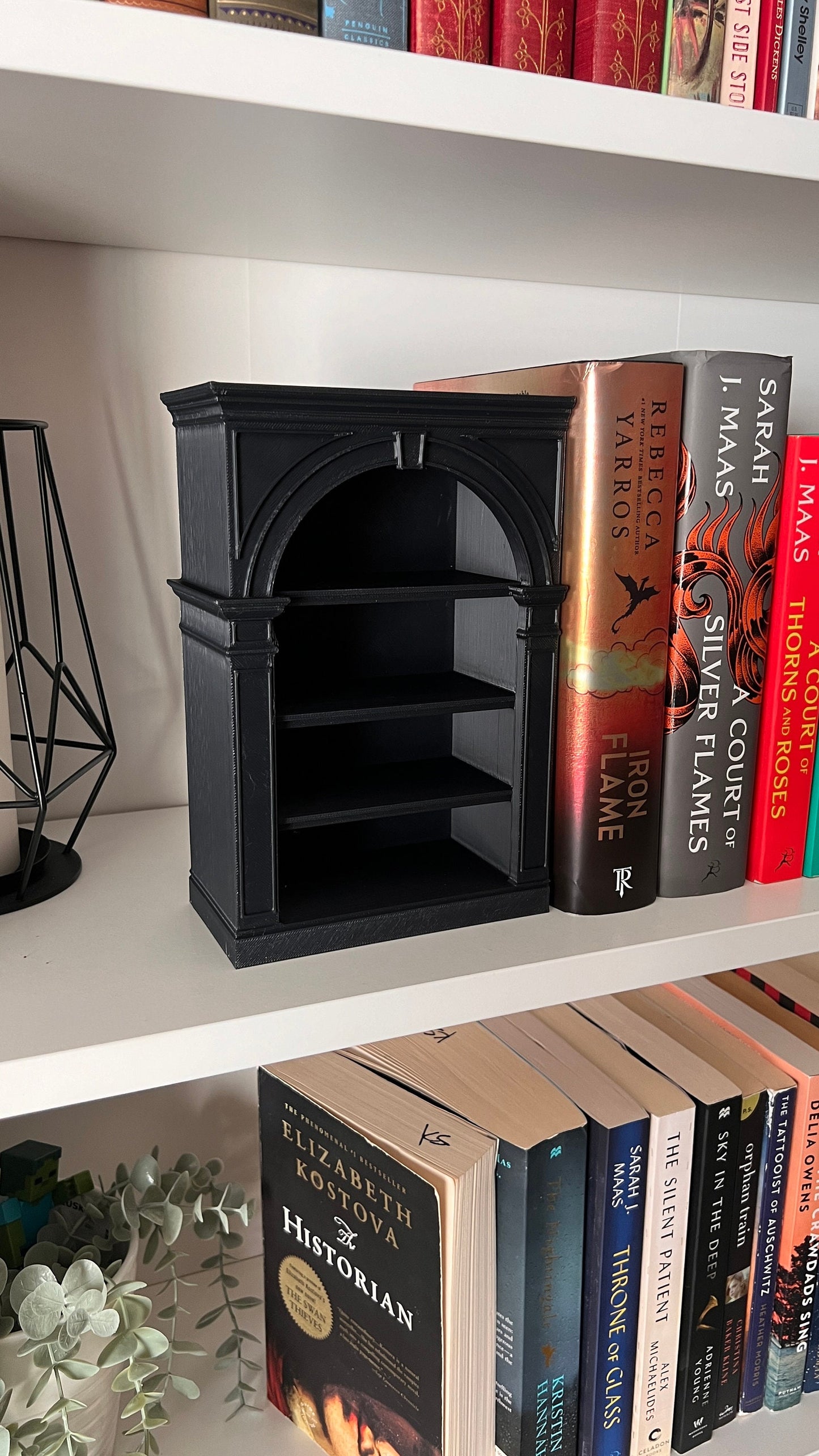 Bookend | Elegant Bookshelf Bookend