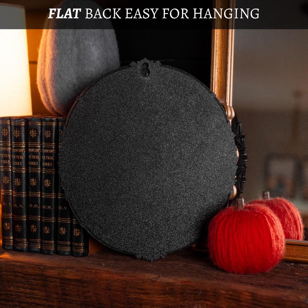 3D Printed Halloween Ghost Wall Hanging: Gothic Haunted House Decor